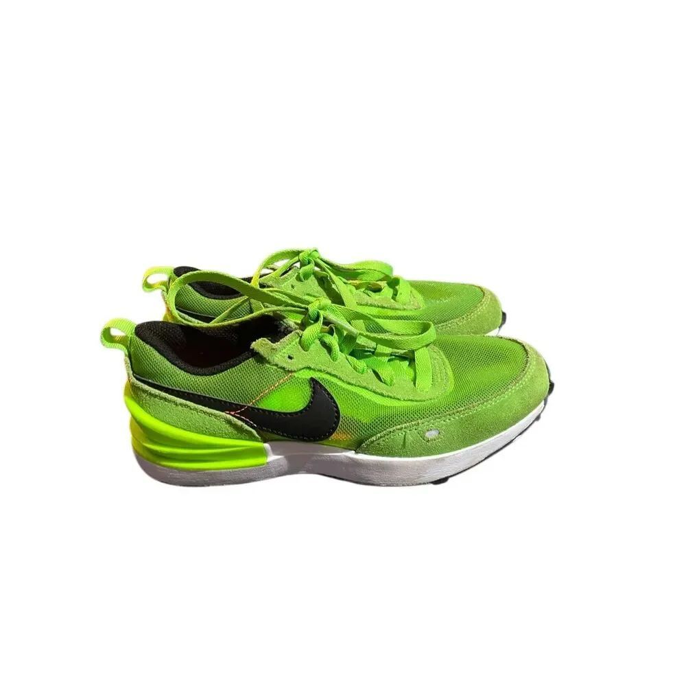 Nike waffle, one kids youth electric green, running shoe 1.5.Y
